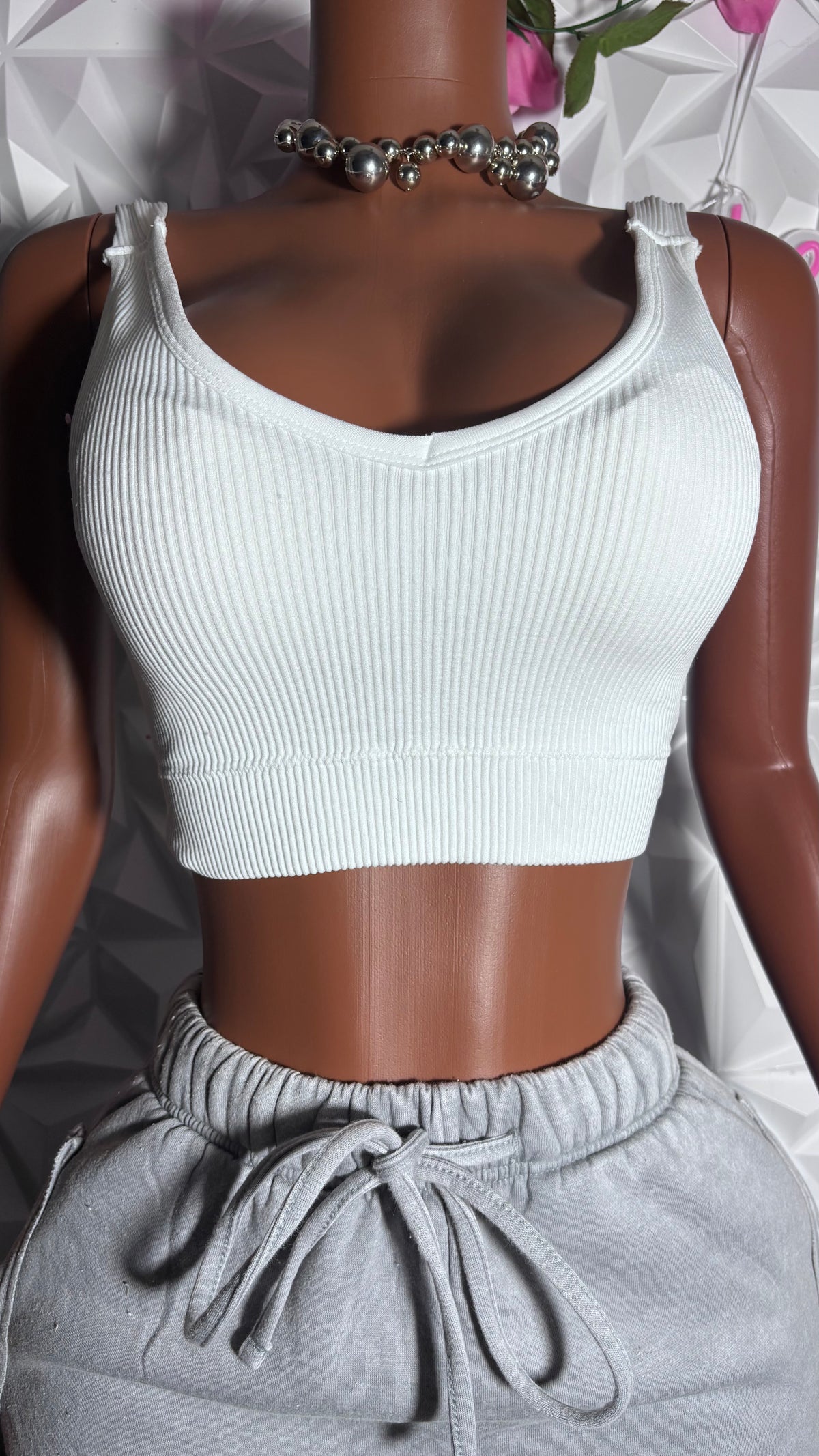 Ribbed v-neck