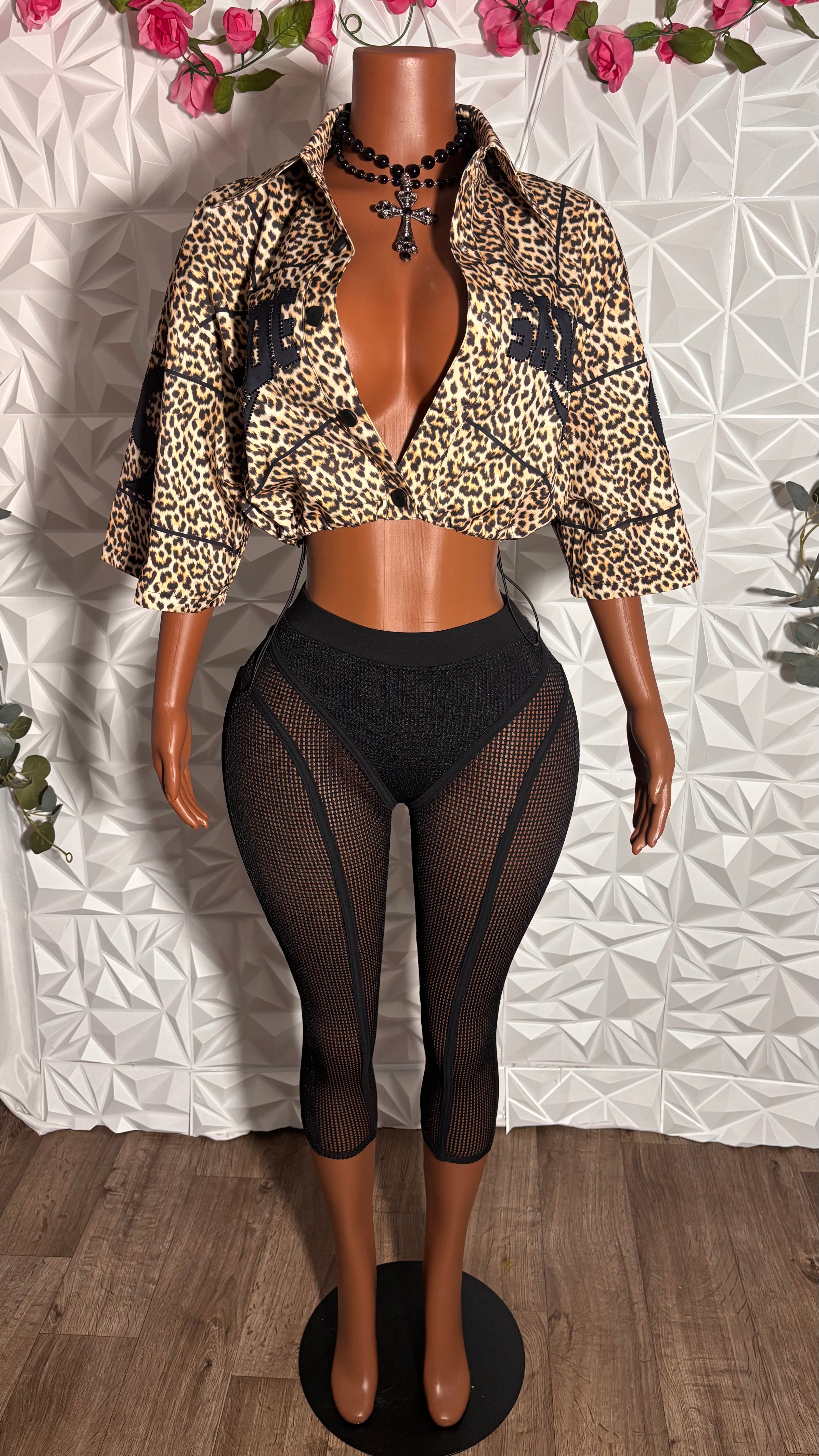 Off duty baddie top (Leopard)