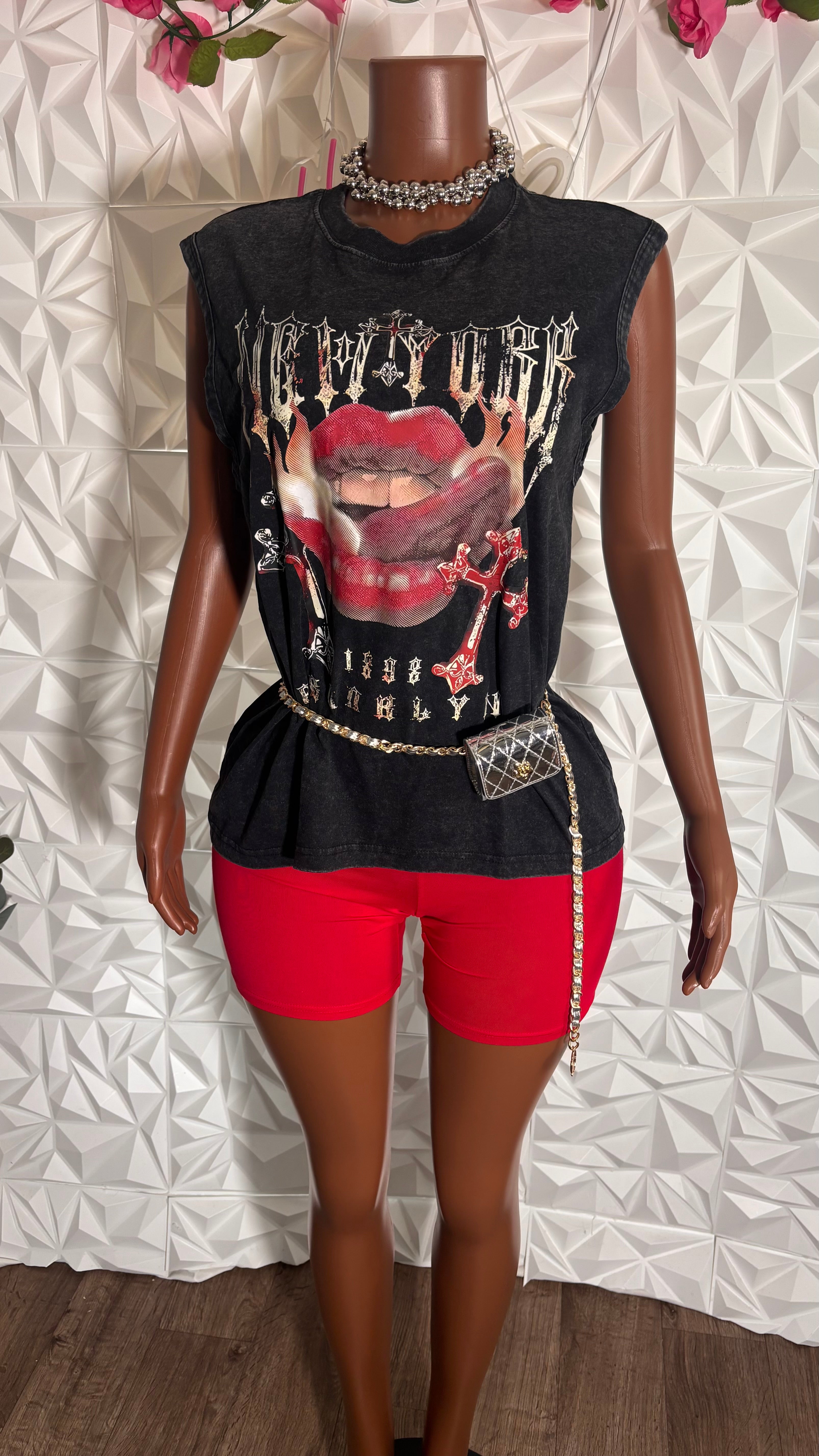Oversized sleeveless New York tank