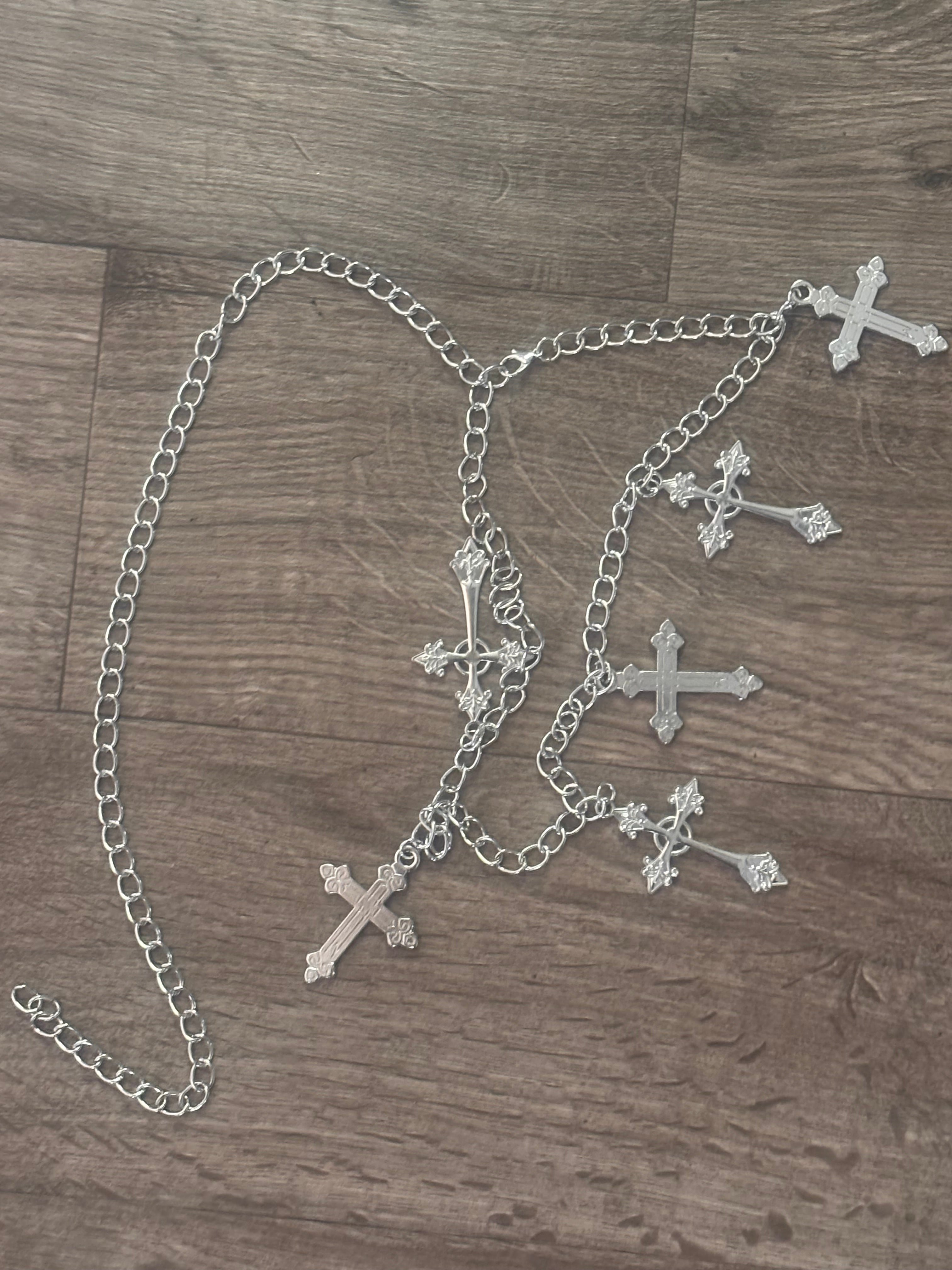 Cross chain belt